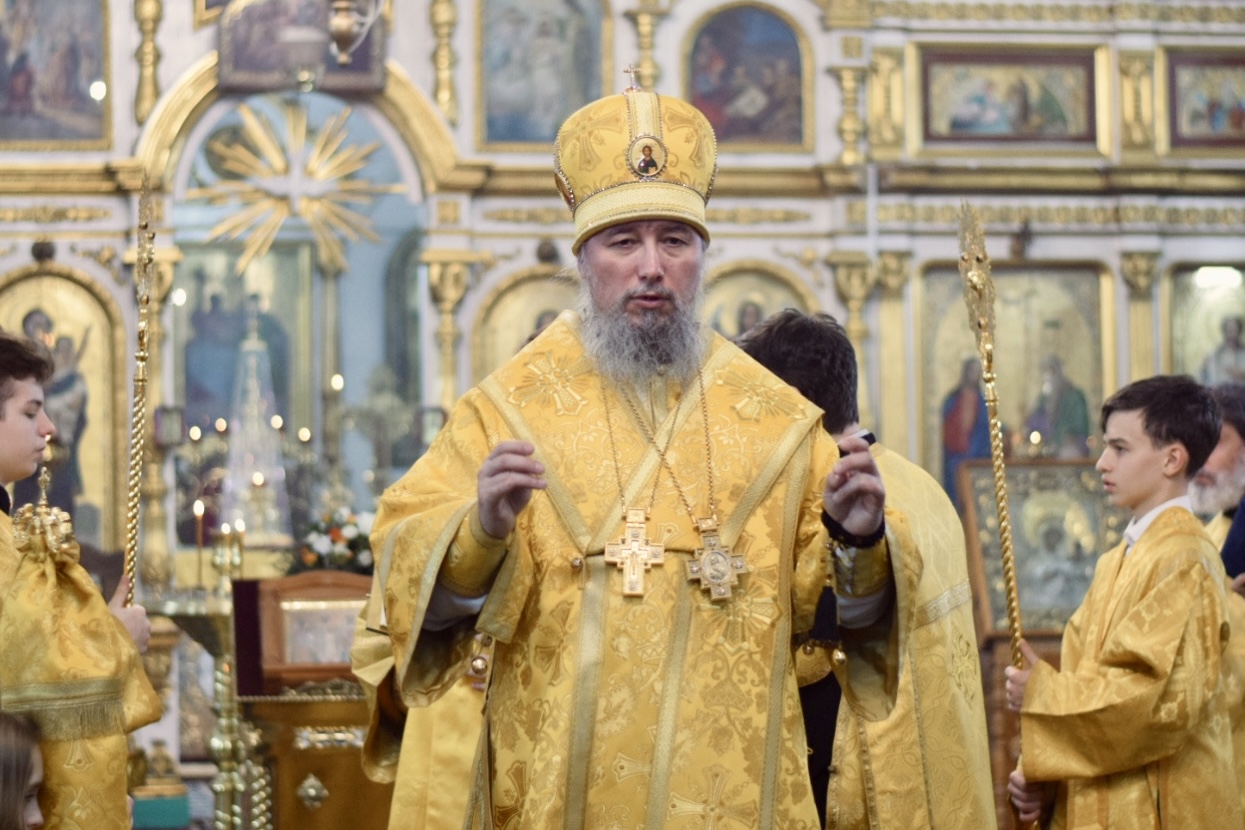 В канун Недели о блудном сыне епископ Василий совершил всенощное бдение в Свято-Троицком соборе